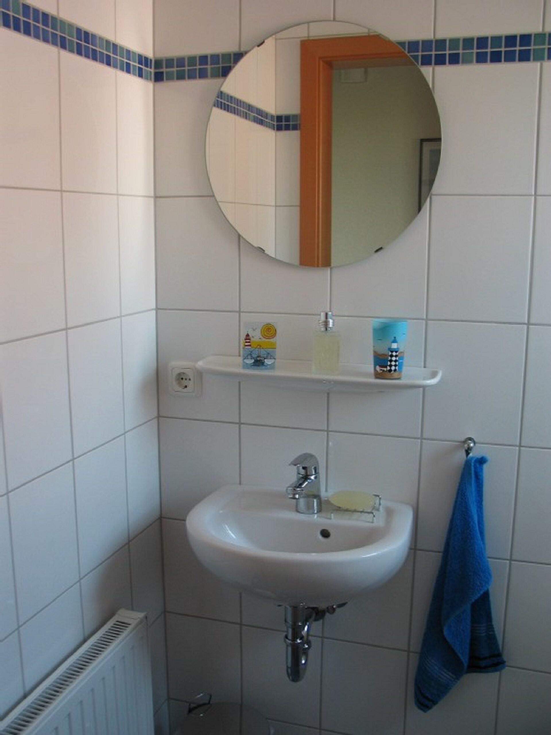 child-friendly holiday home with 3 bedrooms (6 pers.) near the beach free Wi-Fi