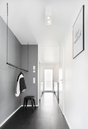 Interior - 104 sqm designer duplex apartment new build first occupancy April 2018 (Friedrichshafen)