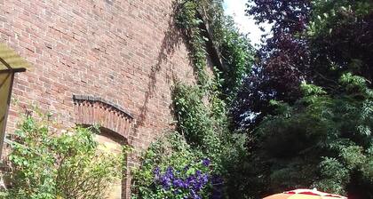 Large, quiet and family-friendly vacation apartment on the upper floor