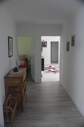 3 bedrooms, travel cot, free WiFi