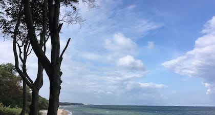 Maisonette apartment, 250 m from the natural beach