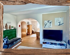 تلفزيون ذكي، مدفأة، ألعاب للصغار، ستيريو