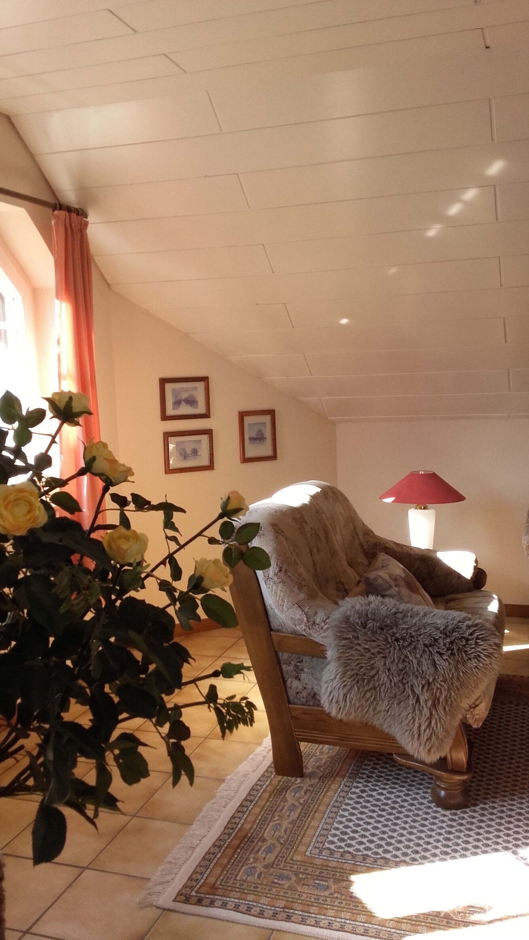 This unit is located in a country style - space Essen / Dusseldorf / Wuppertal / Hattingen