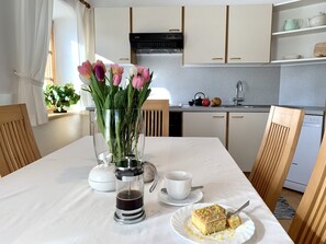Dining - Connoisseur’s holiday – let your hair down, far away from the madding crowd (Tirol)