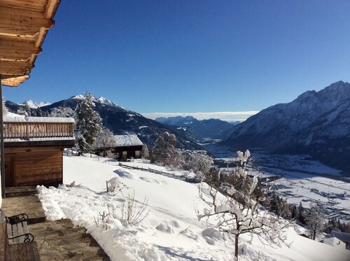 Connoisseur’s holiday – let your hair down, far away from the madding crowd