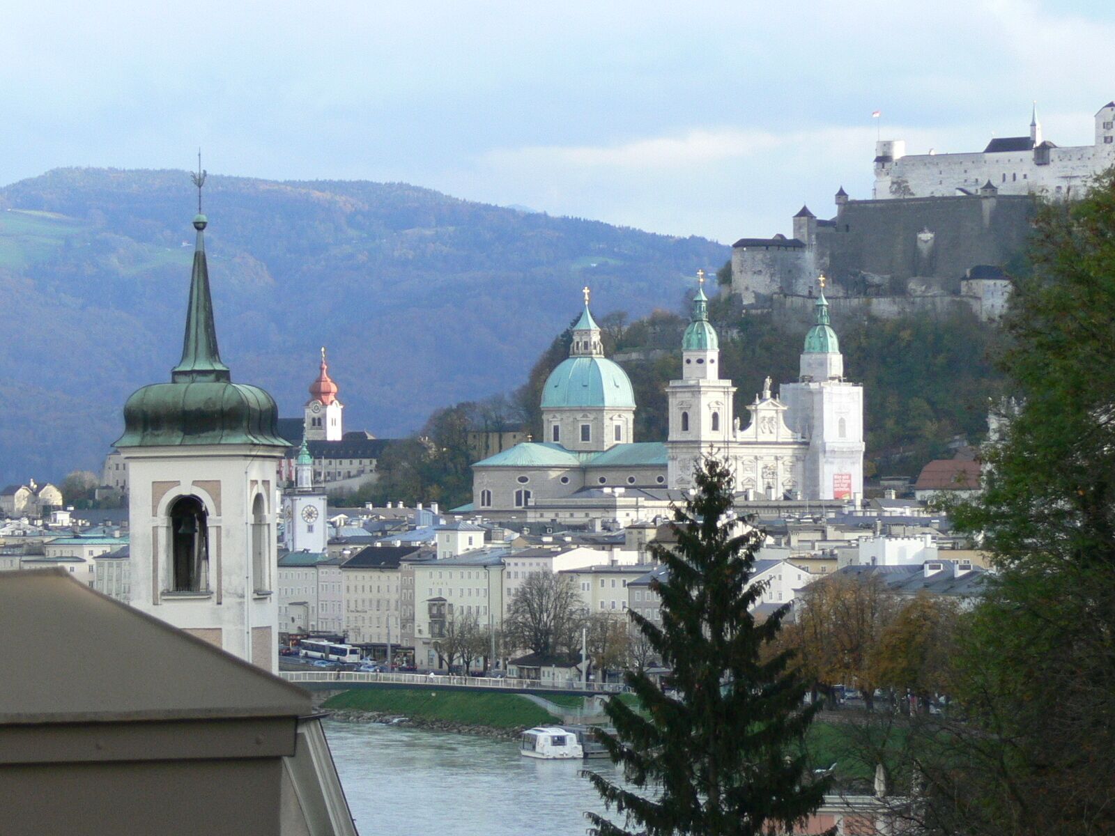 Your view towards the Old Town