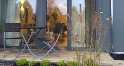 Charmante, moderne und hochwertige Ferienwohnung mit Seeblick 1 Min. vom See