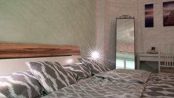 2 Schlafzimmer, Bügeleisen/Bügelbrett, WLAN, Bettwäsche