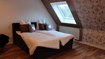 2 bedrooms, WiFi, bed sheets
