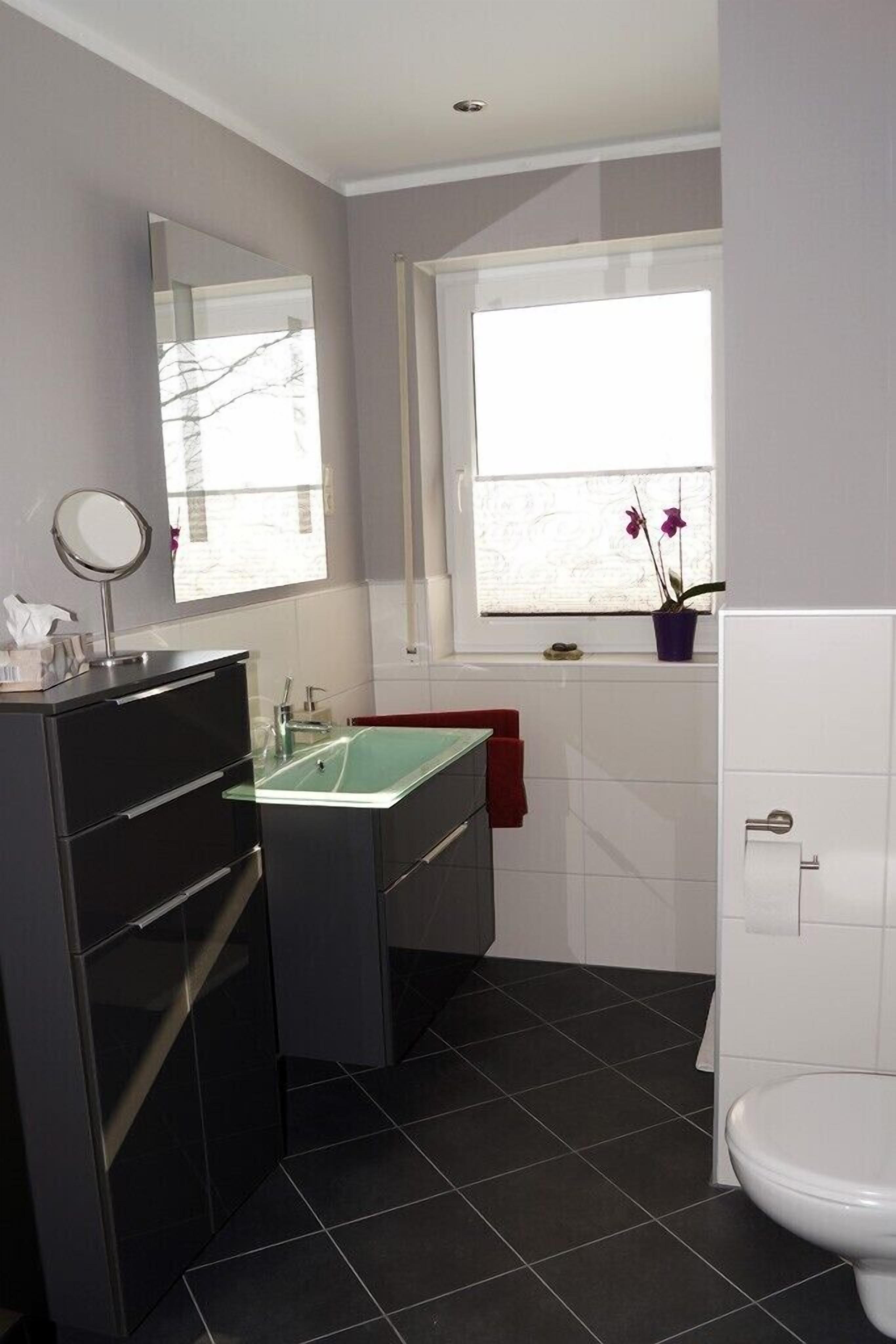 Ideal for small families and couples / quiet location / lake / near Potsdam & Berlin