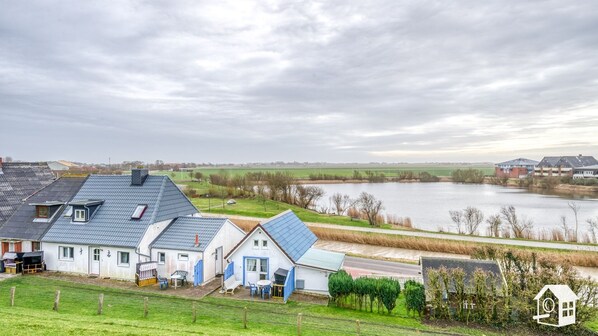 Exterior - Rosenhaus, right on the outer dike (Norderhafen)