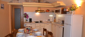 Schoener lake view, large terrace, Pets Allowed, Garden and Parking