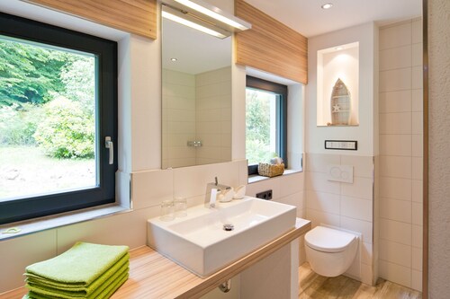 Sailhouse Edersee Ferienhaus - seenah, infrapunasauna