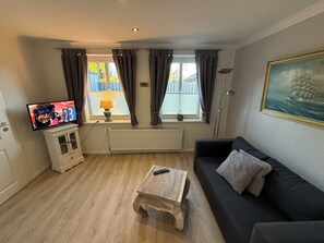 Télévision LED, chaîne hi-fi