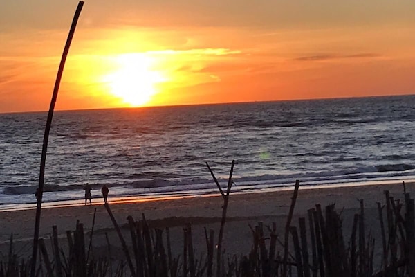 In Strandnähe, Liegestühle