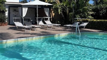 Piscina all'aperto