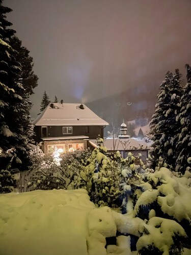 Freistehendes Ferienhaus mit Sauna und Whirlpool zur individuellen Nutzung