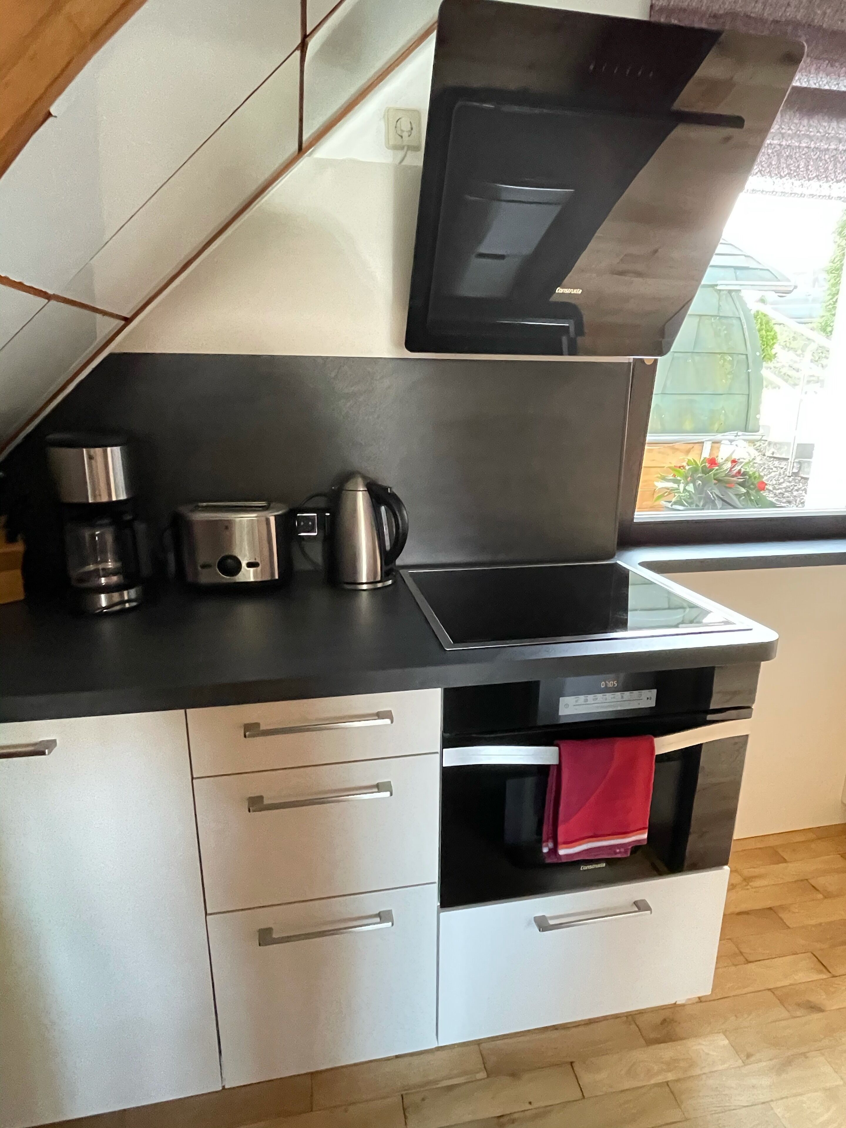 Detached holiday home with sauna and whirlpool for individual use 