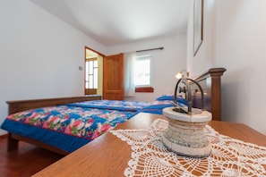 4 bedrooms, free WiFi, bed sheets