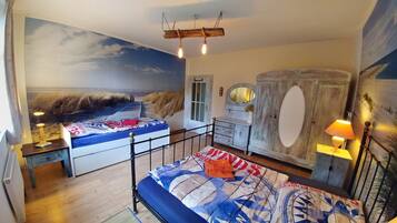 2 bedrooms, iron/ironing board, travel crib, free WiFi