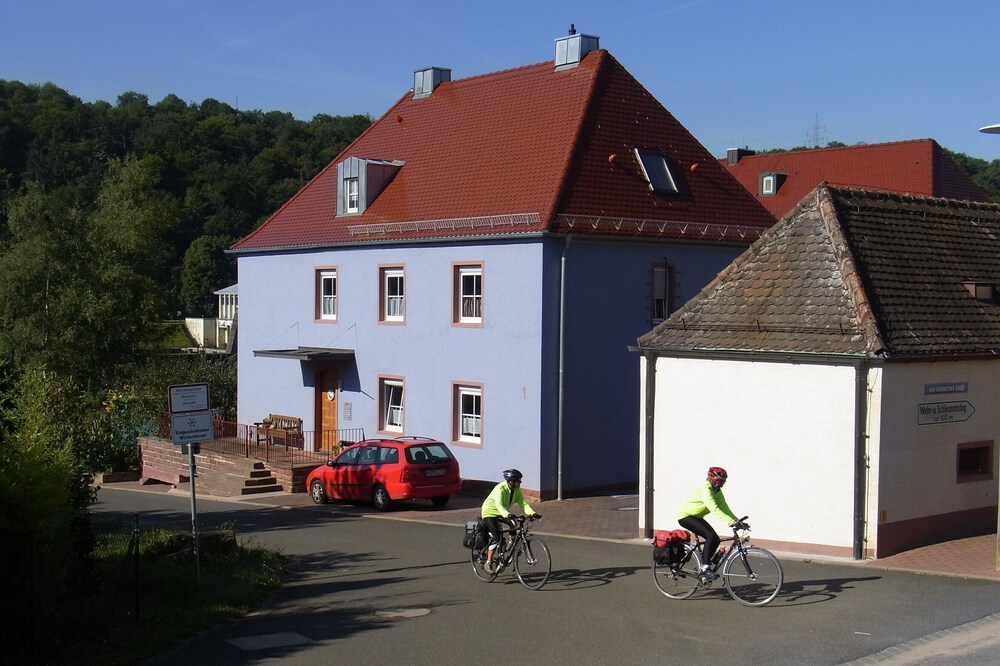 Apartment on the Maintal Cycle Route