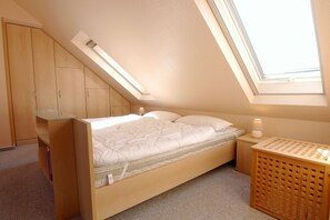 1 bedroom, Internet