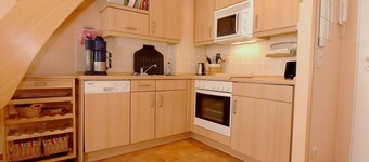 Cozy apartment in a central location right on the beach
