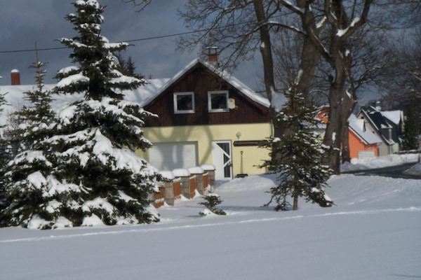 Haus im Winter