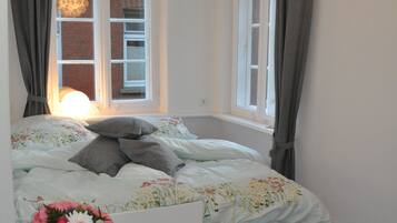 3 Schlafzimmer, Zimmersafe, Bügeleisen/Bügelbrett, Reisekinderbett