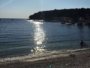 Beach nearby - Studio with air conditioning (Pula)