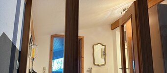 Großes Ferienhaus mit Sonnenterasse, guterzogene Haustiere willkommen