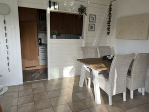 Dining - few minutes to the beach (Schleswig-Holstein)