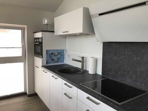 Fridge, microwave, oven, dishwasher - Upper deck 2.06, Germany (Glowe auf Rügen)