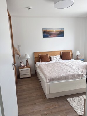 2 Schlafzimmer, Bügeleisen/Bügelbrett, kostenloses WLAN, Bettwäsche