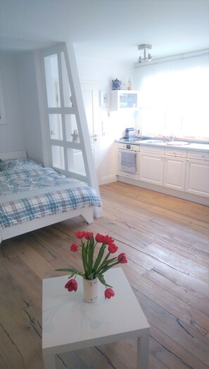 1 bedroom, iron/ironing board