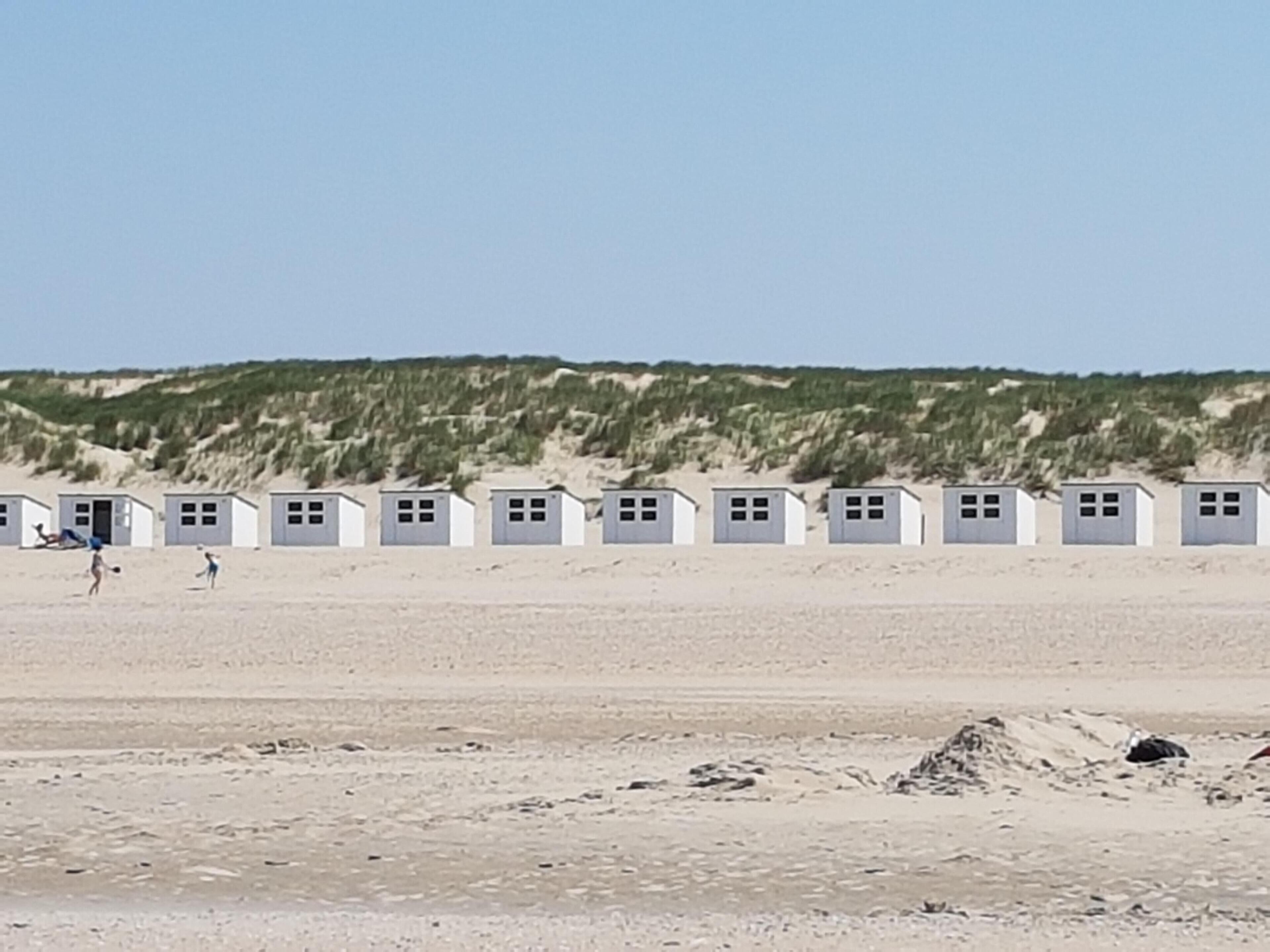 Plage à proximité, chaises longues