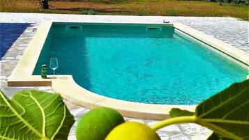 Utomhuspool