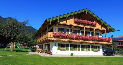 Nouvelle maison au meilleur emplacement, trajet gratuit Ă Brauneck, vacances avec enfants u. chien