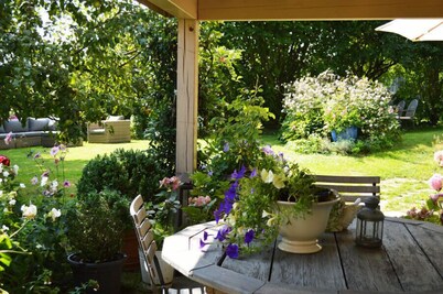 In the beautiful Ostallgäu: Spacious, lightfiled, good furnishings mountain view