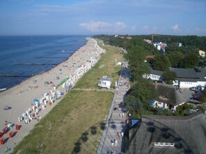 Beach nearby - Vacation in a quiet apartment, yet only 300 m to the beach (Kühlungsborn)