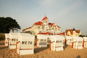 Beach nearby - Vacation in a quiet apartment, yet only 300 m to the beach (Kühlungsborn)
