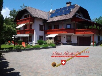  Herzlich willkommen bei uns im Haus Alexandra....