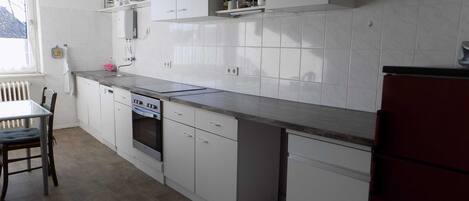 Frigorífico y horno