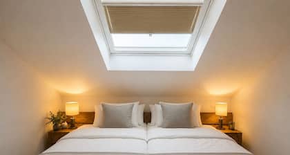 Cozy, sunny & newly renovated apartment with a view of the Zugspitze - 4 stars
