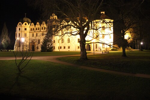 EXKLUSIVE FERIENWOHNUNG ZENTRUMSNAH