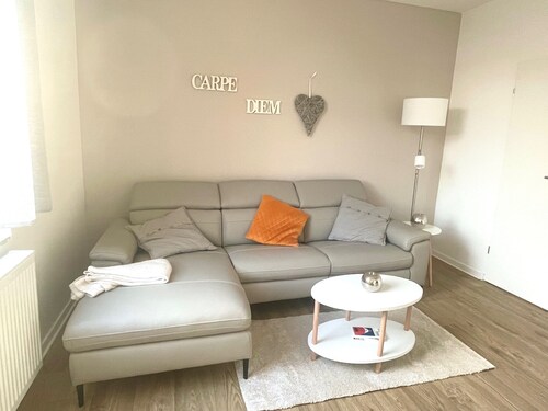 Exclusive apartment for 4 with sea view and roof terrace