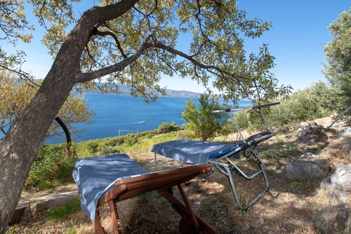 Ruhiges Haus im Steindorf mit Panorama Meerblick