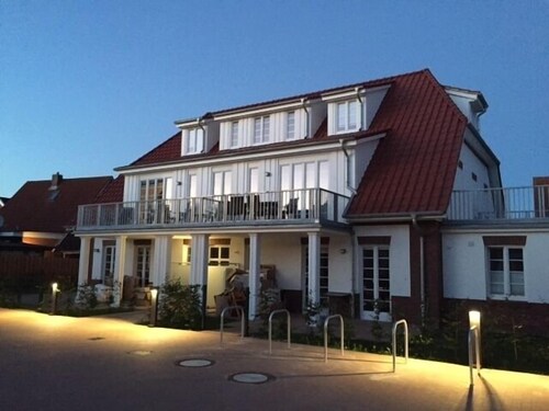 Helle & moderne, 4 Sterne-FeWo für bis zu 5-6 Personen (Maisonette)