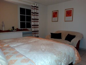 1 Schlafzimmer, WLAN, Bettwäsche