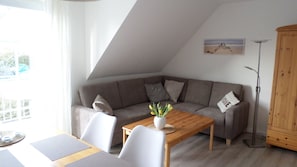 Televisor intel·ligent i estèreo 